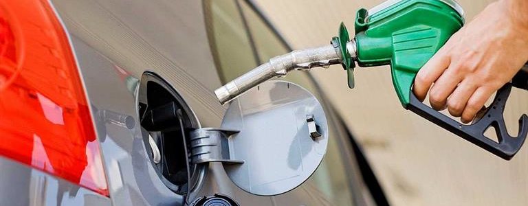Se frena el aumento de combustibles tras reunión entre Gobierno y petroleras
