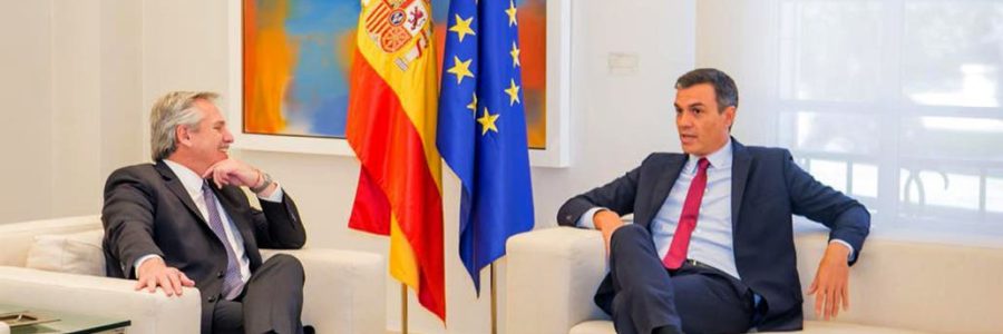 Alberto Fernández se reunió en audiencia privada con Pedro Sánchez en La Moncloa