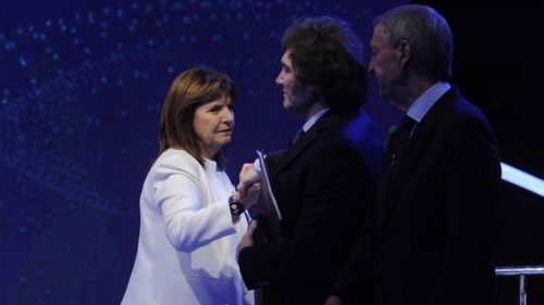 Bullrich denunciará a Milei por llamarla “montonera tira bomba”