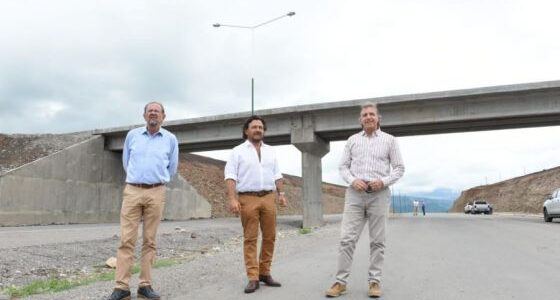 Circunvalación noroeste: El gobernador Sáenz supervisó la etapa final de la obra