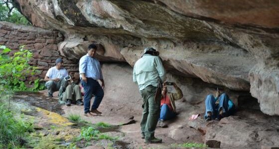 Verificaron el estado de conservación de las pinturas rupestres en Guachipas