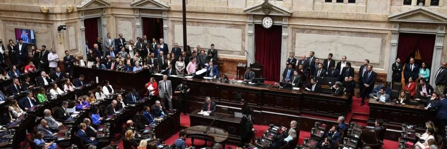 Ley ómnibus: los 139 artículos eliminados y 17 que fueron modificados tras la negociación con la oposición