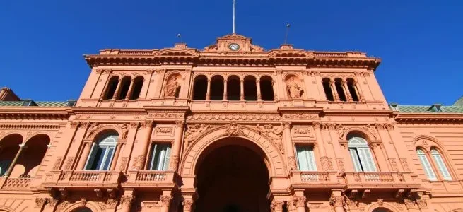 Gobierno modificó el Presupuesto por debajo de lo esperado y tomó definiciones sobre el endeudamiento