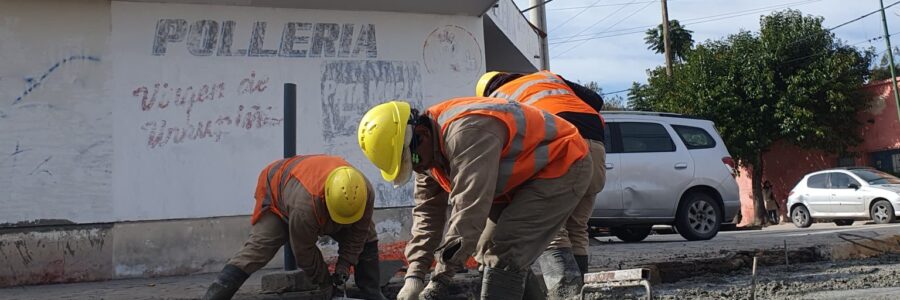 Se realizó hormigonado en Urquiza al 1.000 y en San Juan al 2.000