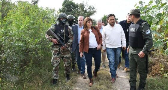 Sáenz y Bullrich recorrieron puntos claves de la frontera con Bolivia y evaluaron el servicio de seguridad en el paso internacional de Aguas Blancas