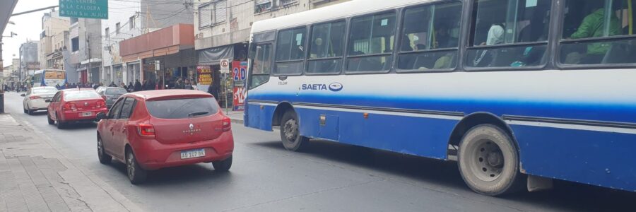 Se realizará una prueba en la calle Pellegrini para mejorar la fluidez del tránsito