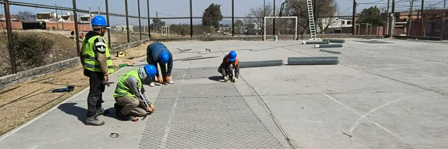 Avanzan las obras en el playón deportivo de Palmeritas