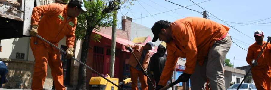 Continúan los trabajos para mejorar seguridad vial en la ciudad