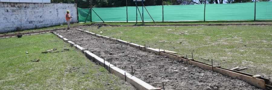 Avanza la construcción de una nueva plaza en el barrio Limache