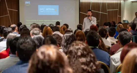 Presentaron una plataforma gratuita de cursos sobre tecnología e Inteligencia Artificial