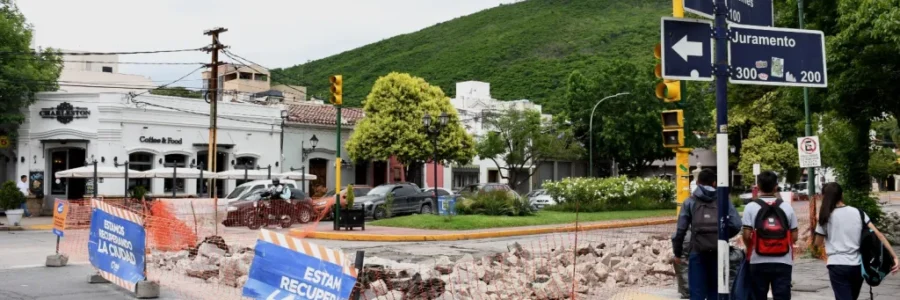 Ejecutan obras de hormigonado en el Paseo Güemes entre Juramento y Bicentenario