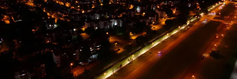 Se instaló nueva luminaria LED en la avenida Patrón Costas