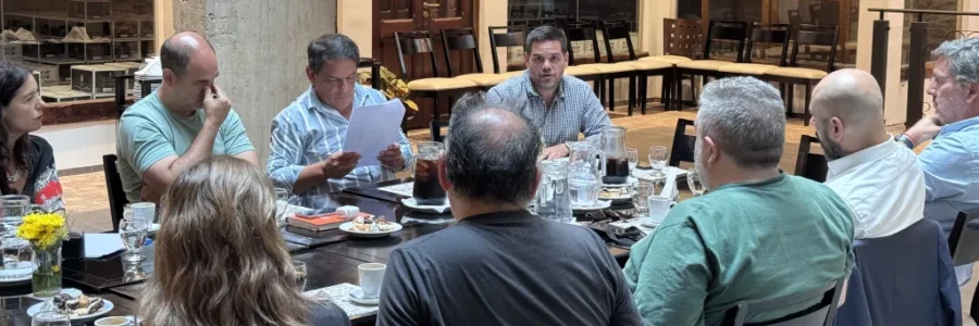 La Municipalidad de Salta se reunió con gastronómicos de la plaza 9 de Julio 